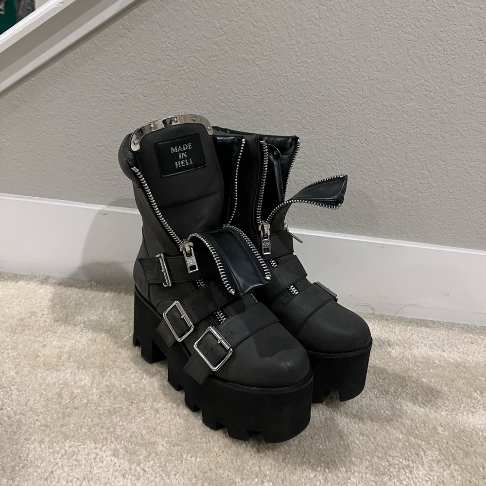 Black Platform Boots